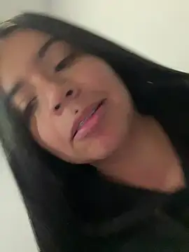 Devilsweet17 live sex cam