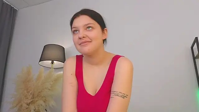 DeliaEffy's cam snapshot