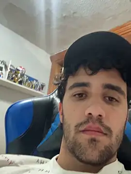 aavrdvh33's cam snapshot