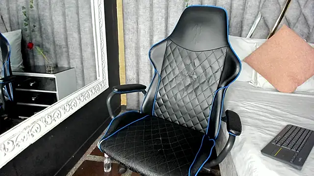 NoaahTylor's cam snapshot