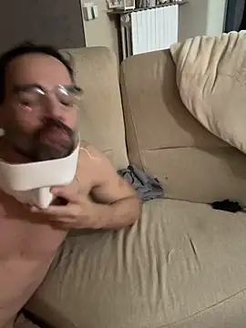 trombaio's cam snapshot