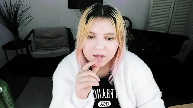 DiaAngell's cam snapshot