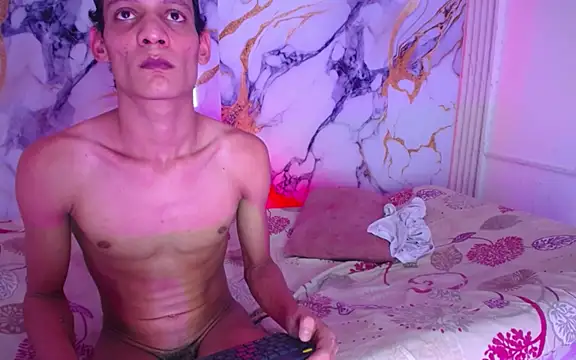 Pleasure_boys_hot's cam snapshot