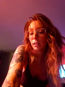 LilyOrion live sex cam