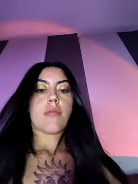 Mazikeen-- live sex cam