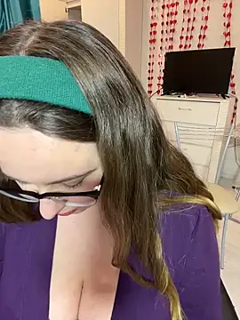 DienkaGreen's cam snapshot