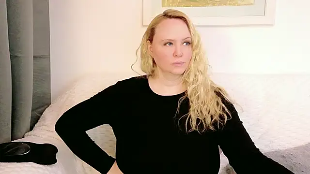 Sarah4you's cam snapshot