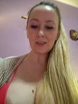 VictoriaMiami live sex cam