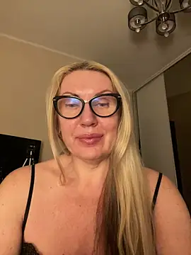 OliviaDancequeen's cam snapshot