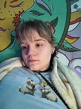 Cutiepiespanks's cam snapshot