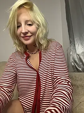 urlittlebaby666's cam snapshot