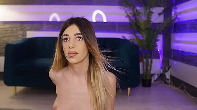 ItsIvyLicious_'s cam snapshot