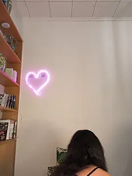 Naughty-Jessie's cam snapshot