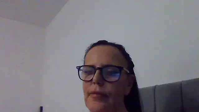 Raven-x-x's cam snapshot