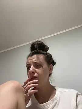 bunnythetailor live sex cam