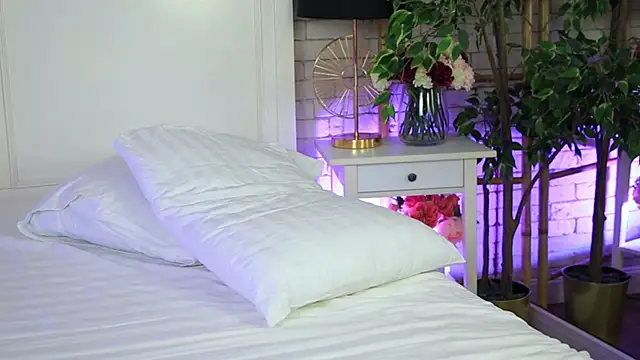 EmillyBronte live sex cam