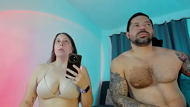 FreeLoveCouple live sex cam
