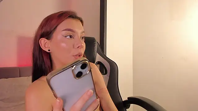 MelLove_'s cam snapshot