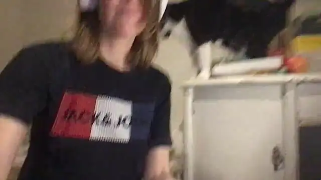 Kittymarlene's cam snapshot