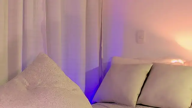 meganlake's cam snapshot