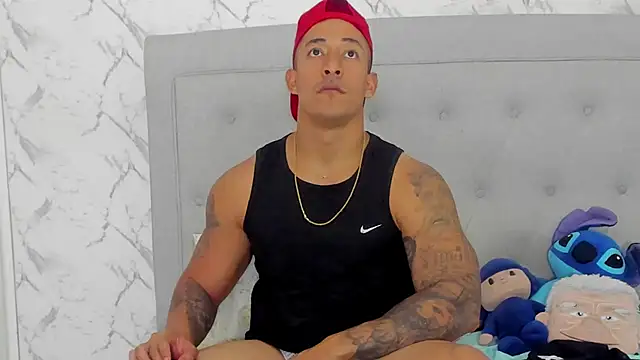 luigiferrara live sex cam