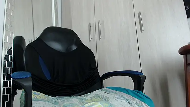 Nash_fit18's cam snapshot