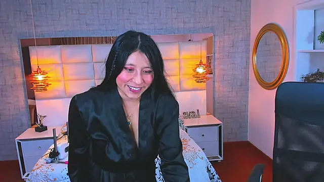 Nohemi_louse live sex cam