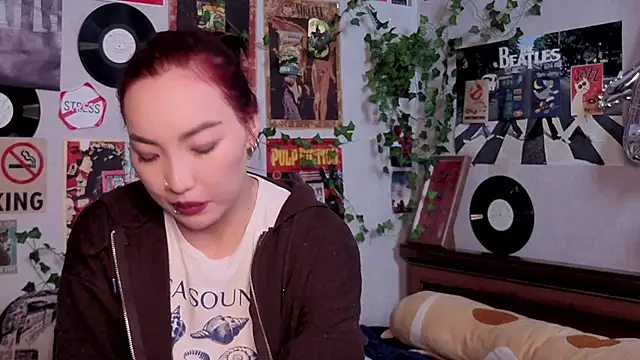 OdetteBiddy live sex cam