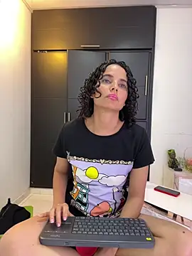 Nala_OMG's cam snapshot