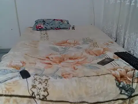 beautyslim45's cam snapshot