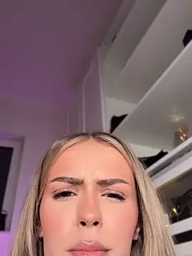 HotBella- live sex cam