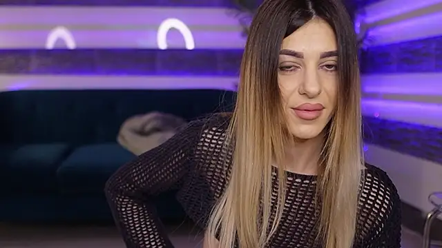 ItsIvyLicious_'s cam snapshot