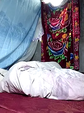 PhamPm70's cam snapshot