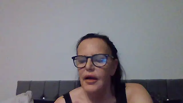 Raven-x-x's cam snapshot