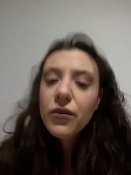 bunnythetailor's cam snapshot