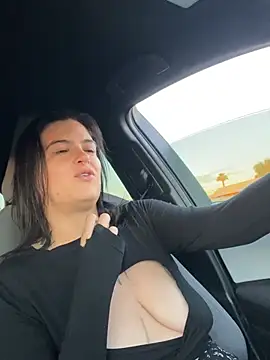 SafeinouterSpace's cam snapshot