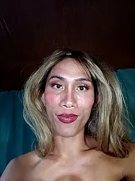 PeachyLuxe live sex cam