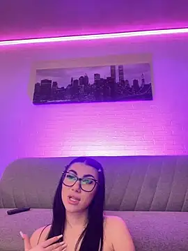 Kira_West's cam snapshot