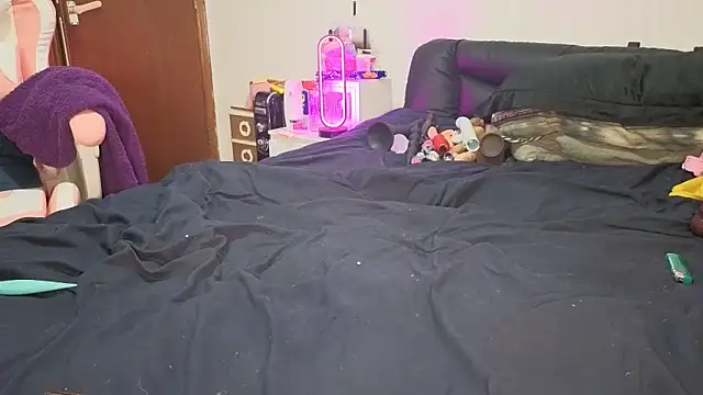 ENGLISHEMILY_69 live sex cam