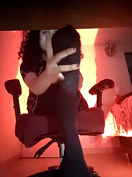 Miss_Carmilla's cam snapshot