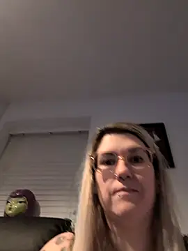 Sizzling_Indie36's cam snapshot