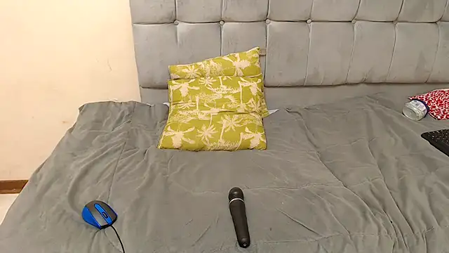 PornFlexy001's cam snapshot