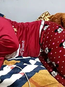 Rouzalinda_1's cam snapshot