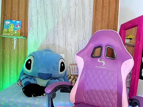 anita_west's cam snapshot