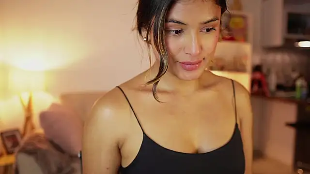 SaraParisi's cam snapshot