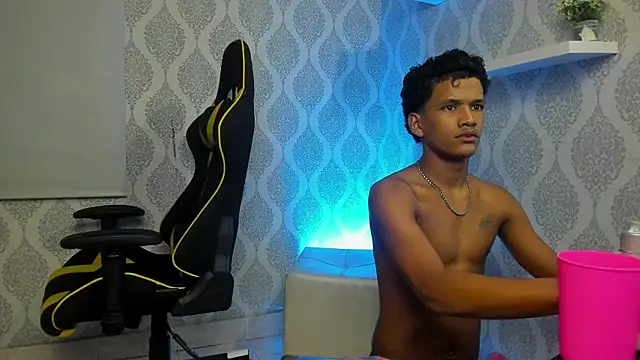 Boy_savoy live sex cam