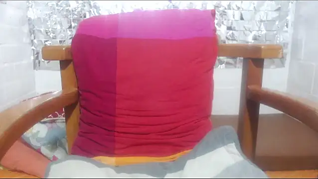 rose-crystal live sex cam