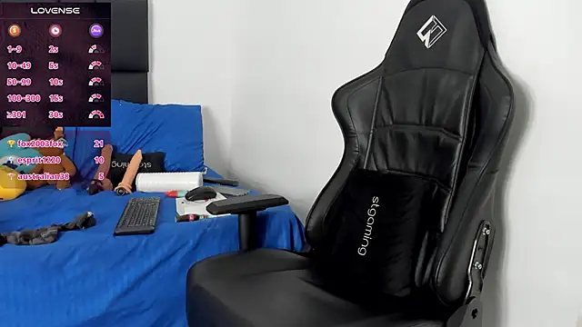 Tonny_twink_ live sex cam