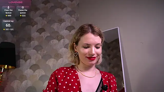 VinylKiss's cam snapshot