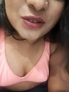 Cutie_bae011's cam snapshot